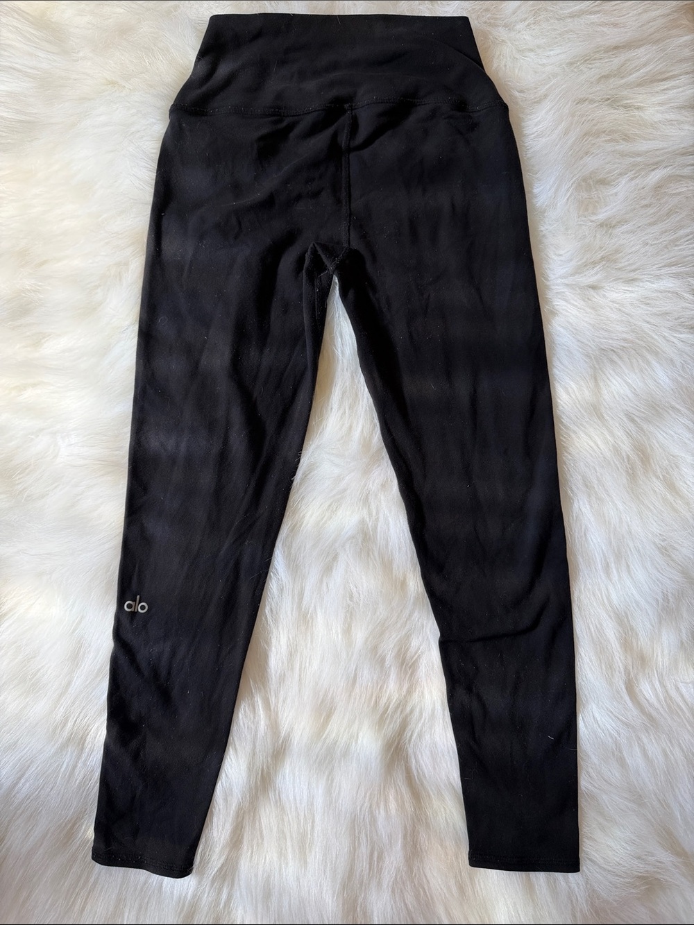ALO Yoga women’s Black High-Rise Leggings - Picture 2 of 5